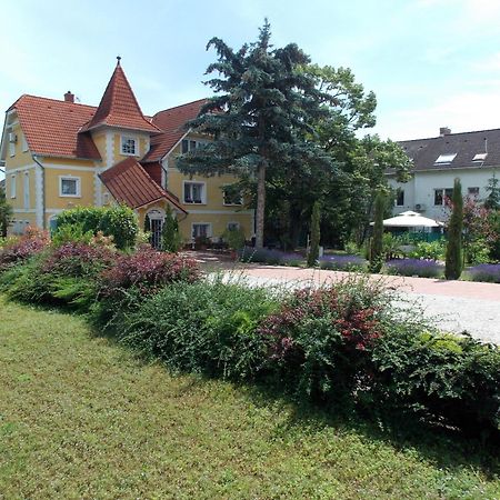 באלאטונפורד Eden Villa Apartmanhaz מראה חיצוני תמונה