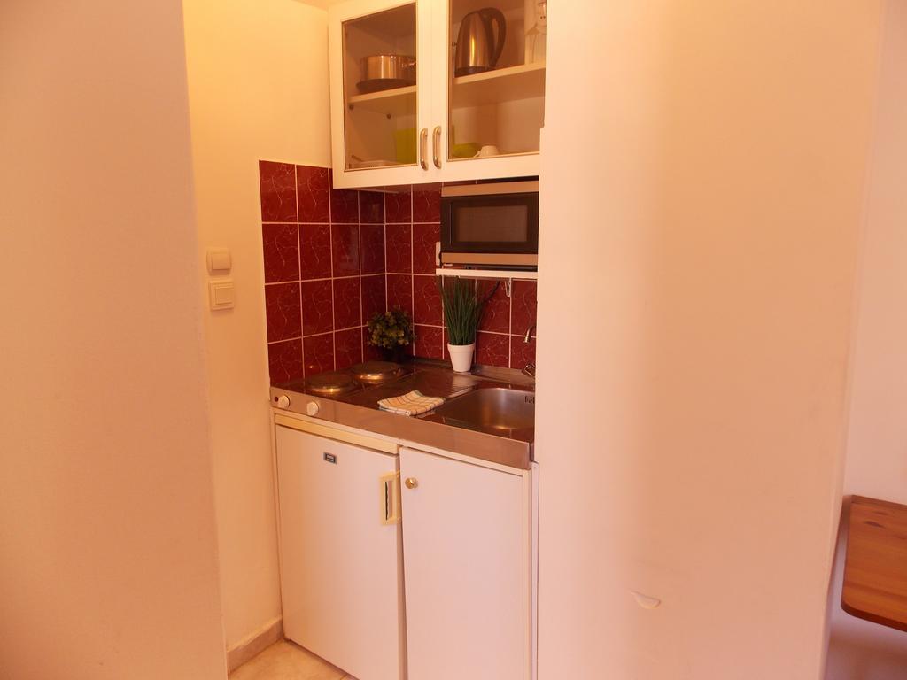 באלאטונפורד Eden Villa Apartmanhaz מראה חיצוני תמונה