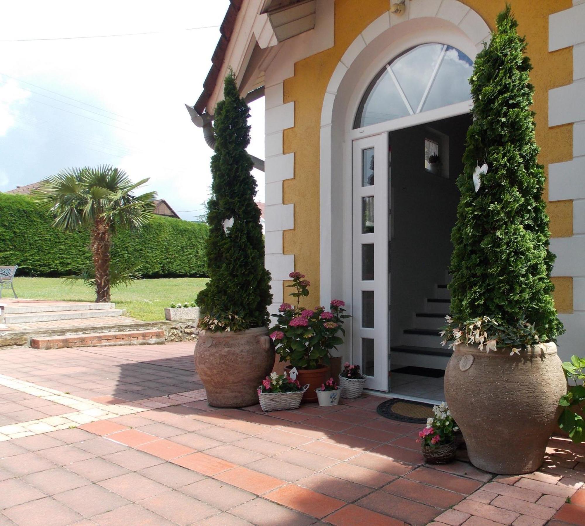 באלאטונפורד Eden Villa Apartmanhaz מראה חיצוני תמונה