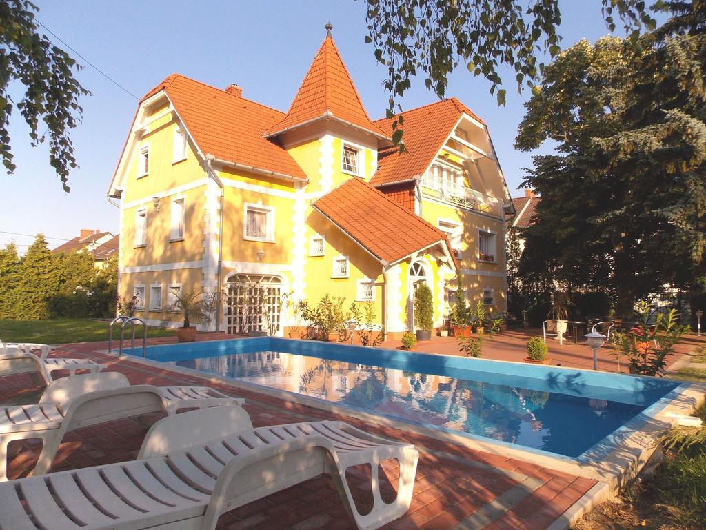 באלאטונפורד Eden Villa Apartmanhaz מראה חיצוני תמונה