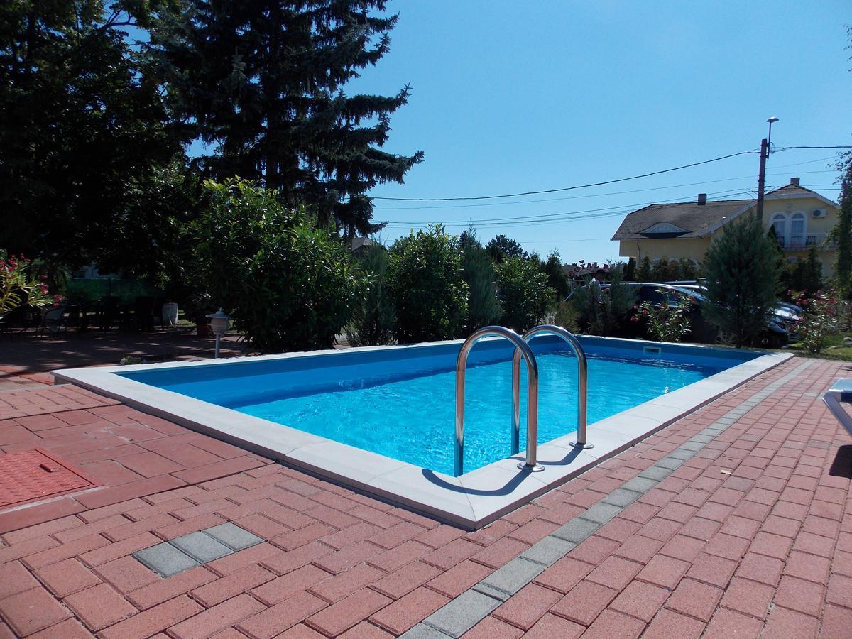 באלאטונפורד Eden Villa Apartmanhaz מראה חיצוני תמונה